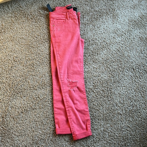 Bebe skinny crop jeans size 28 , minimal distressed - Picture 4 of 4